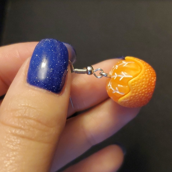 🆕️ Summer tangerine 🍊 earrings - Picture 2 of 3